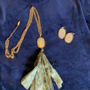 Necklace and earrings set